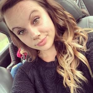 Meet your Posher, Stephanie